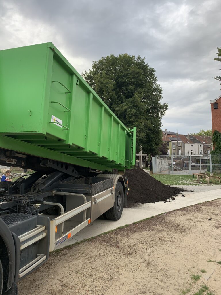 Leveren van compost in bulk